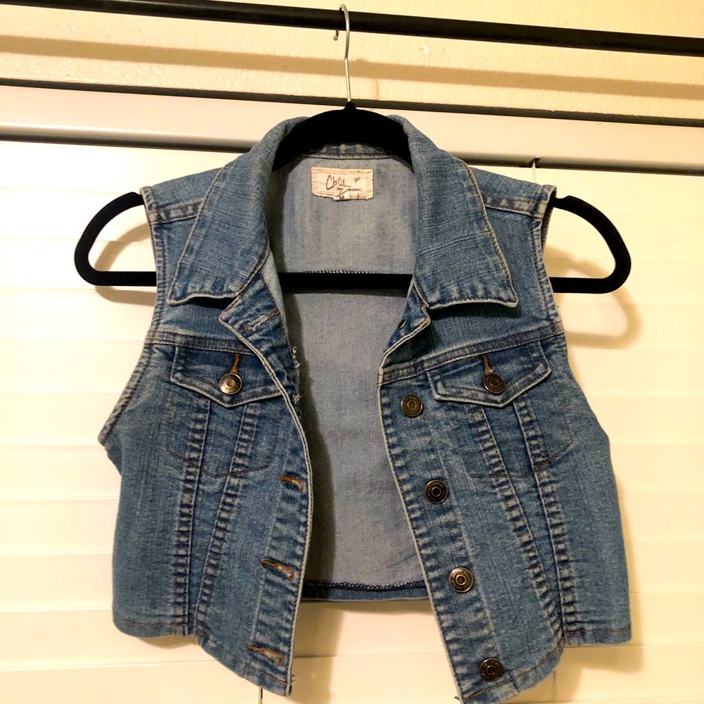 Crop jean vest